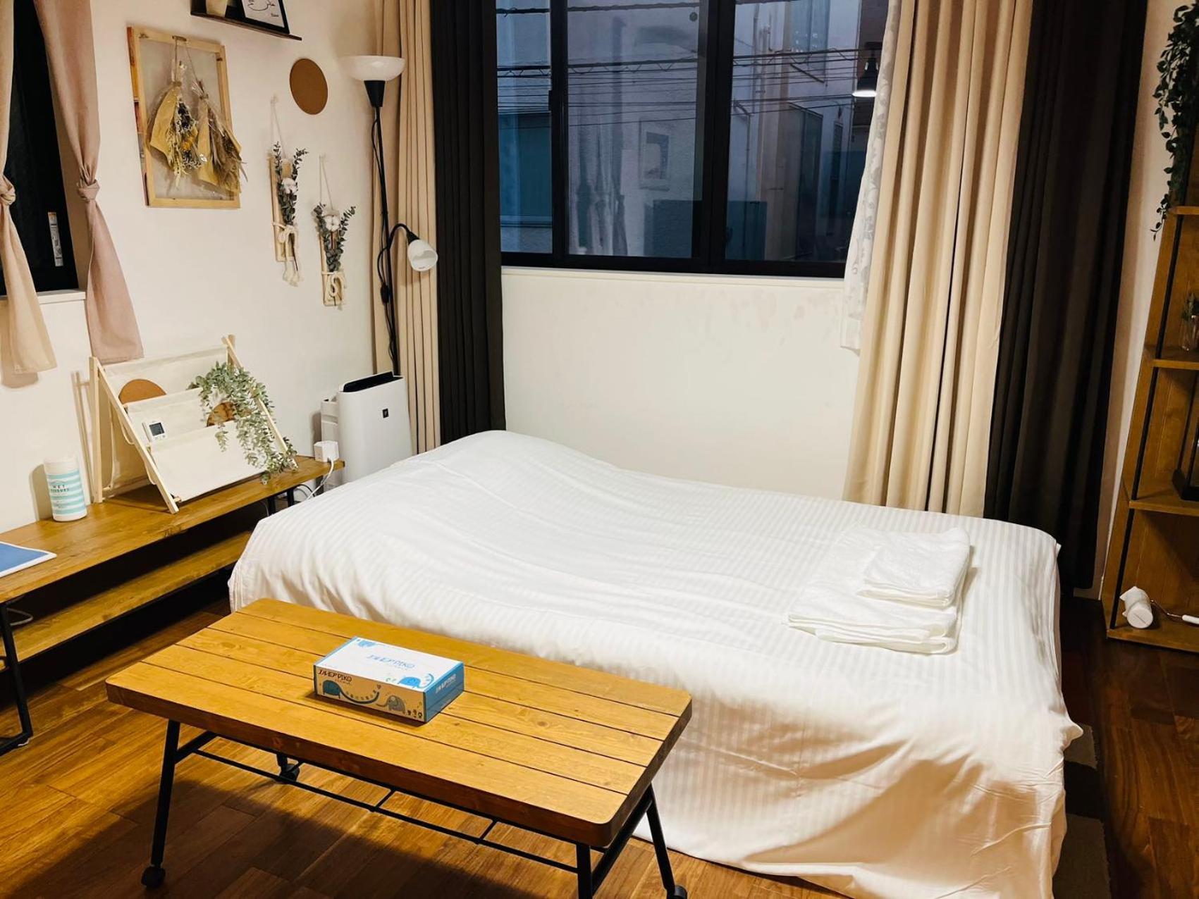 Shinjuku Modern Grey Haven *